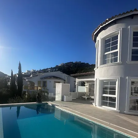 Villa Happy, Luxus Mit Meerblick&pool *