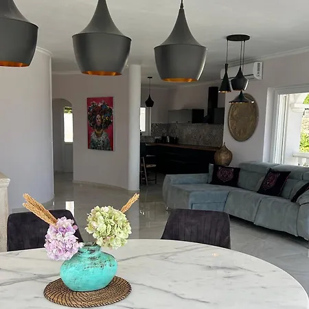 Villa Happy, Luxus Mit Meerblick & Pool *